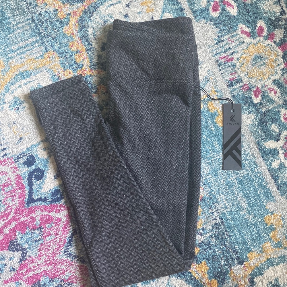 Kyodan Warmhand winter herringbone leggings black charcoal NWT